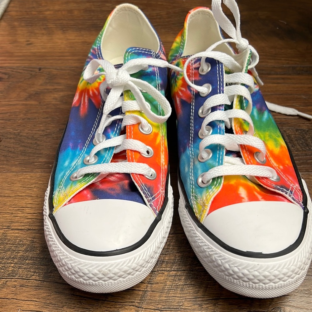 Converse Tie Die